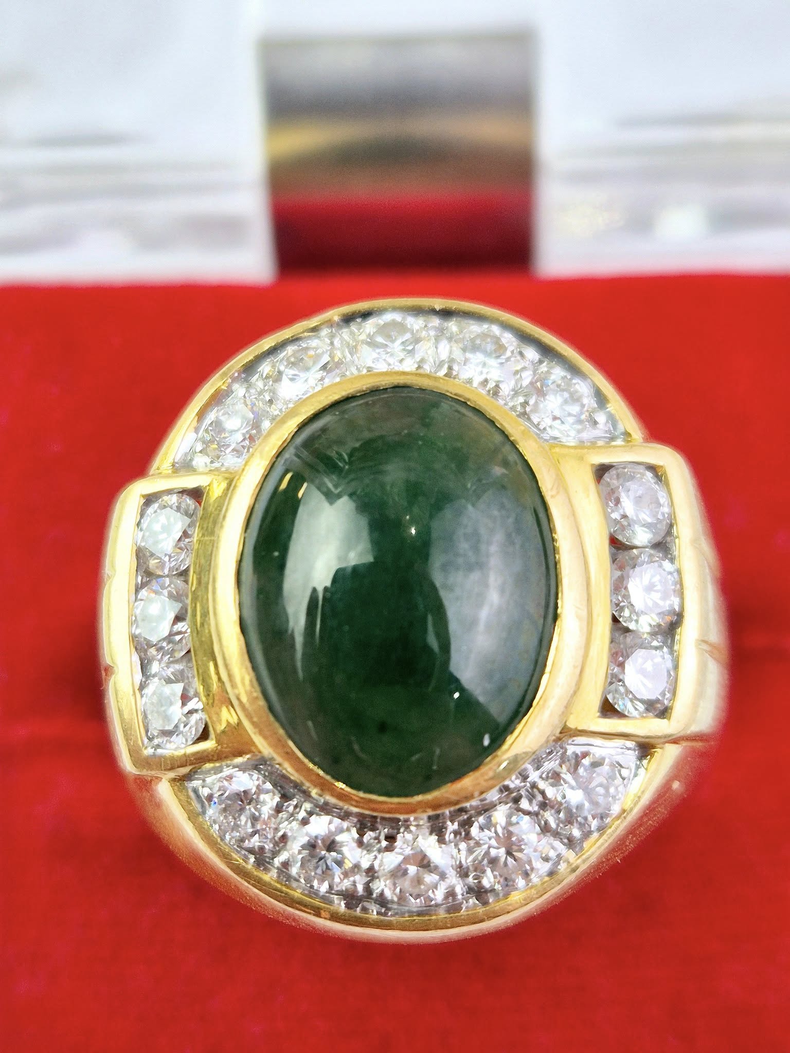 รหัส680505R1-แหวนหยกล้อมเพชร